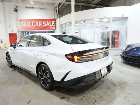 Used 2025 Hyundai Sonata SEL FWD image 8