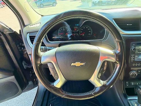 Used 2017 Chevrolet Traverse LT w/ True North Edition AWD/4WD image 11