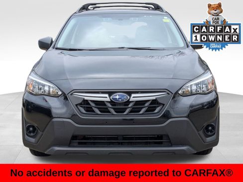 Used 2023 Subaru Crosstrek 2.0i image 3