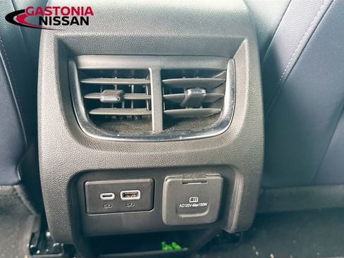 Used 2024 Chevrolet Blazer RS image 31