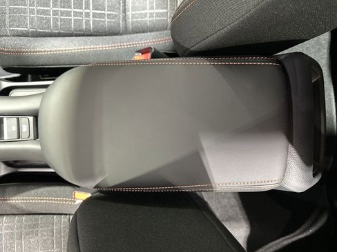 New 2026 Honda HR-V Sport image 21