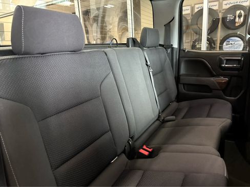Used 2018 GMC Sierra 1500 SLE w/ SLE Value Package AWD/4WD image 34