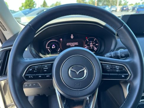 Used 2024 MAZDA CX-90 Plug-In Hybrid w/ Premium Pkg AWD/4WD image 18
