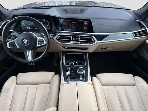 Used 2021 BMW X7 M50i AWD/4WD image 22
