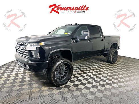 Used 2020 Chevrolet Silverado 2500 LTZ w/ LTZ Premium Package image 3