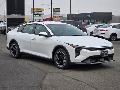 New 2025 Kia K4 EX image 7