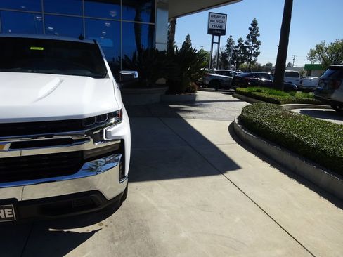 Certified 2021 Chevrolet Silverado 1500 LT image 36