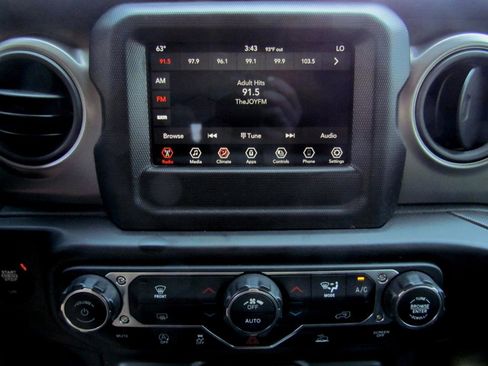 Used 2022 Jeep Wrangler Unlimited Sport image 36