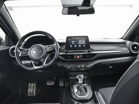 Used 2021 Kia Forte GT-Line image 23