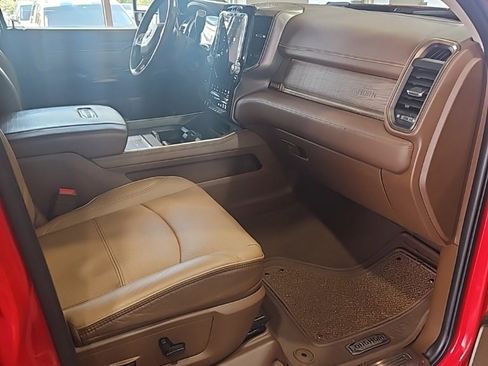 Used 2024 RAM 3500 Limited image 17