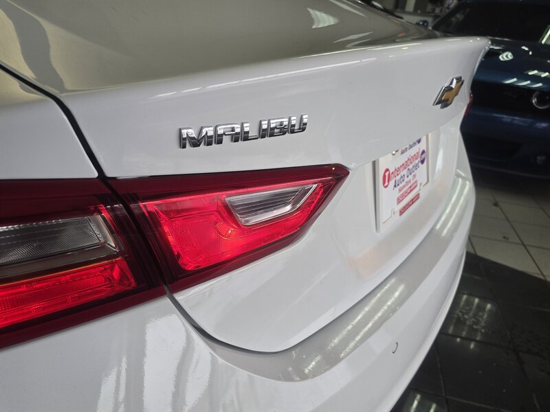 Used 2024 Chevrolet Malibu LT FWD image 29