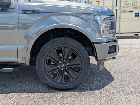 Used 2020 Ford F150 Lariat w/ Equipment Group 502A Luxury AWD/4WD image 12
