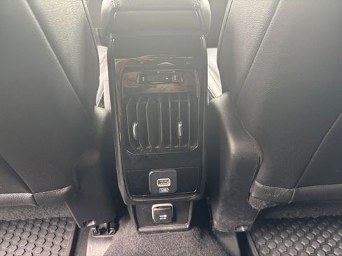 Used 2025 Jeep Compass Trailhawk AWD/4WD image 22