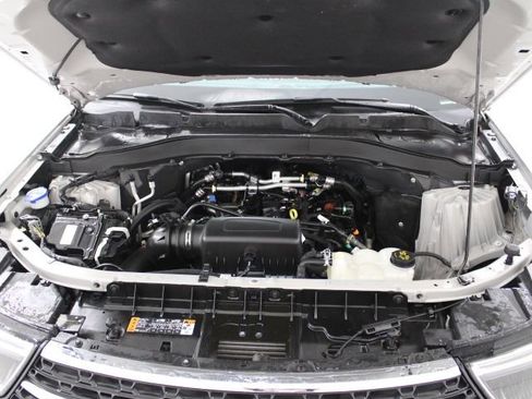 Used 2023 Ford Explorer XLT w/ Equipment Group 202A image 45
