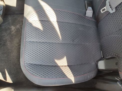 Used 2015 Chevrolet Equinox LS image 25