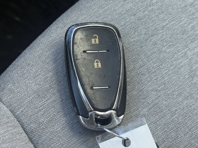 Used 2023 Chevrolet Equinox LS w/ Midnight Edition FWD image 29