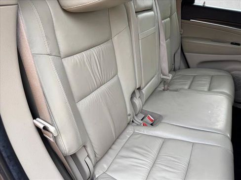 Used 2014 Jeep Grand Cherokee Limited AWD/4WD image 18