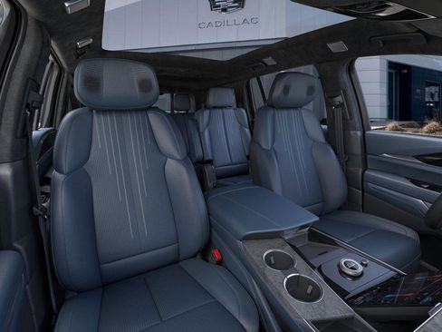 New 2025 Cadillac Escalade IQ Sport 2 image 17