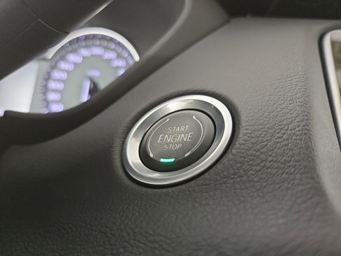 Used 2022 Cadillac XT4 Sport image 26