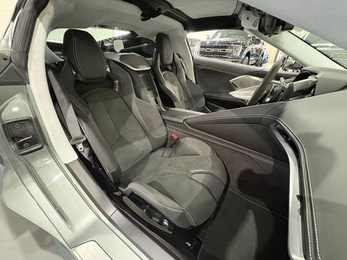 Used 2023 Chevrolet Corvette Stingray Premium Cpe w/ Battery Protection Package RWD image 52