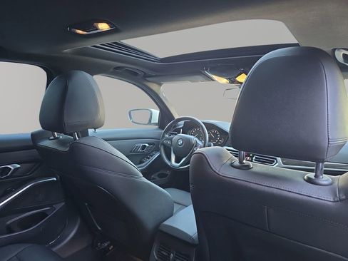 Used 2020 BMW 330i Sedan image 26