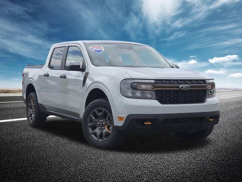 Used 2023 Ford Maverick Tremor AWD/4WD image 2