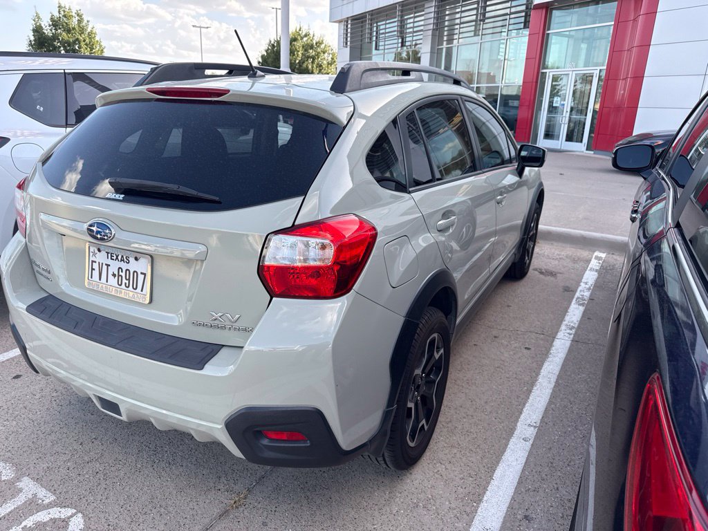 Used 2015 Subaru Crosstrek 2.0i Premium w/ Moonroof Package AWD/4WD image 18