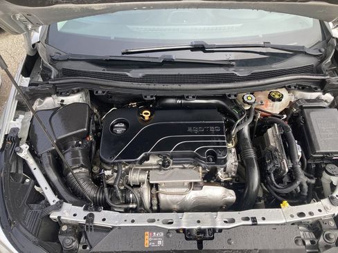 Used 2019 Chevrolet Cruze LS w/ LS Fleet Convenience Package FWD image 13