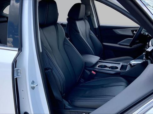 Used 2026 Acura MDX FWD w/ Technology Package image 9