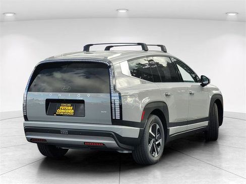 New 2026 Hyundai Ioniq 9 SE image 6