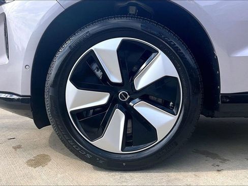 New 2026 Volvo EX90 Plus image 42