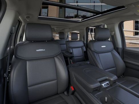 New 2025 Ford Expedition Max Platinum image 12