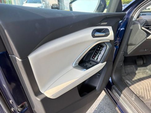 Used 2025 Audi Q5 Prestige AWD/4WD image 12