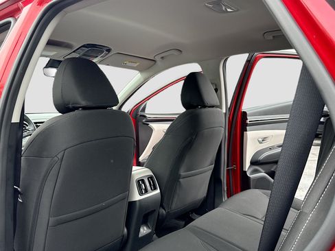 Certified 2023 Hyundai Tucson SEL AWD/4WD image 6