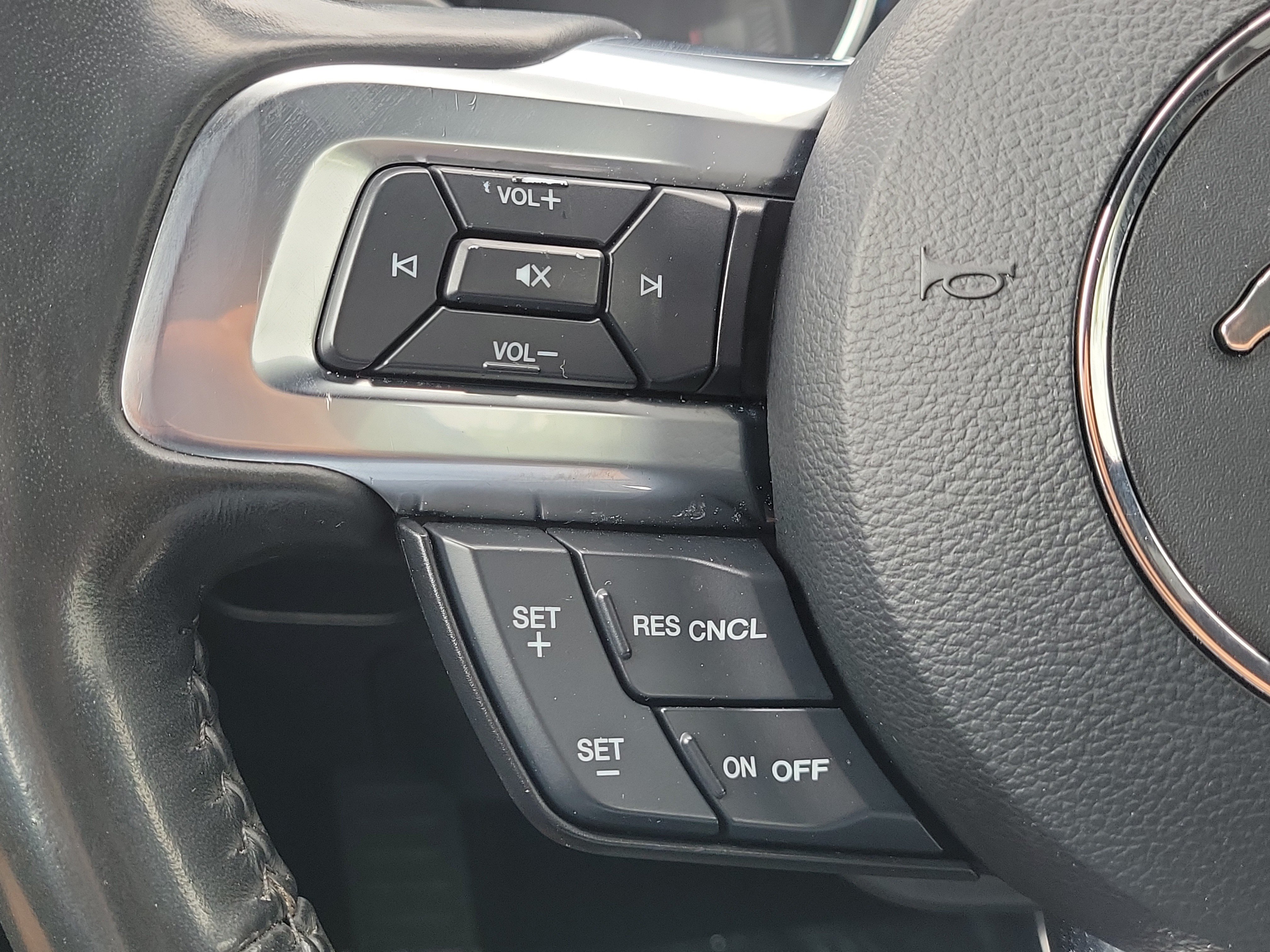 Used 2022 Ford Mustang Premium RWD image 16