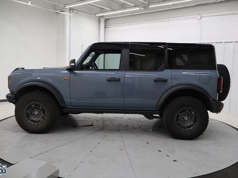 Certified 2024 Ford Bronco Badlands image 9