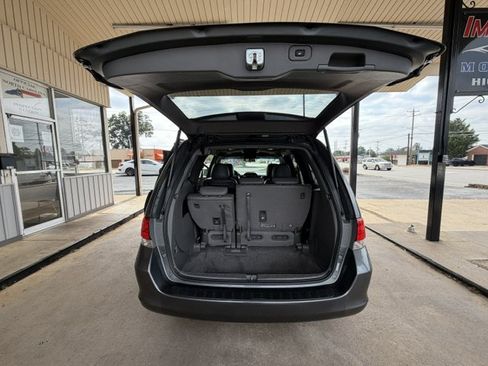 Used 2010 Honda Odyssey EX-L image 12
