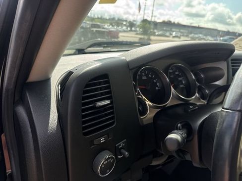 Used 2009 Chevrolet Silverado 1500 LT w/ Power Pack Plus RWD image 12