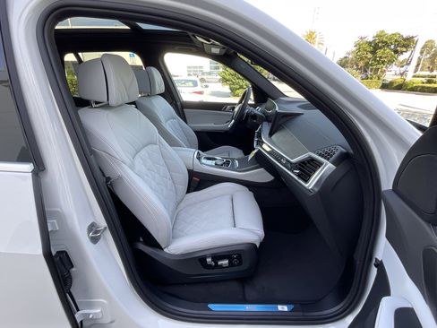 New 2026 BMW X5 sDrive40i w/ Climate Comfort Package image 22