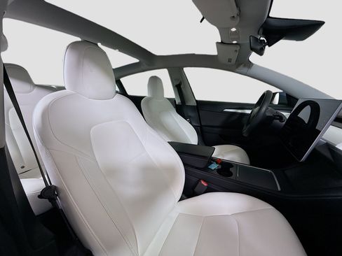 Used 2021 Tesla Model 3 Standard Range Plus image 28