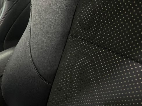 Used 2013 Nissan 370Z Touring image 16