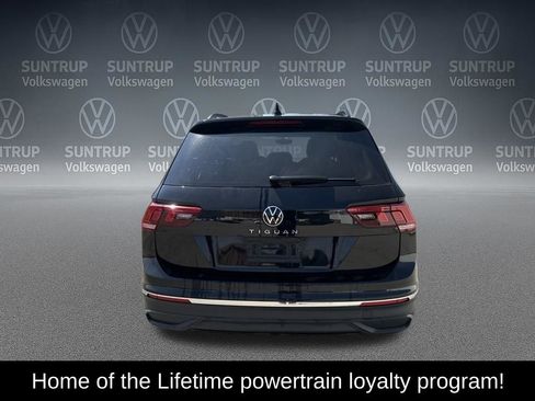 Used 2024 Volkswagen Tiguan S image 4