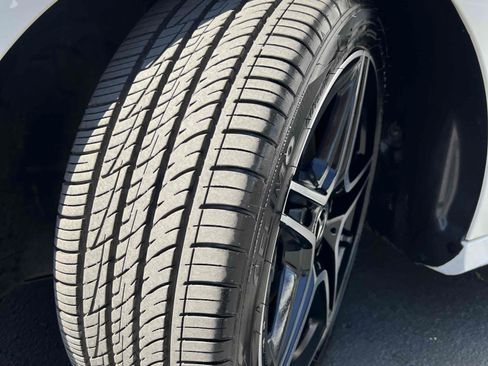 Used 2022 Mercedes-Benz A 220 w/ AMG Line image 12