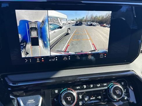 Used 2024 GMC Sierra 2500 AT4 w/ AT4 Premium Plus Package image 23