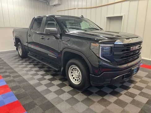 Used 2023 GMC Sierra 1500 Pro w/ Pro Value Package image 2