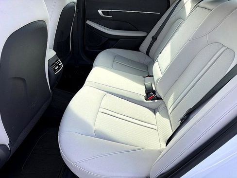 Certified 2025 Hyundai Sonata SEL image 8