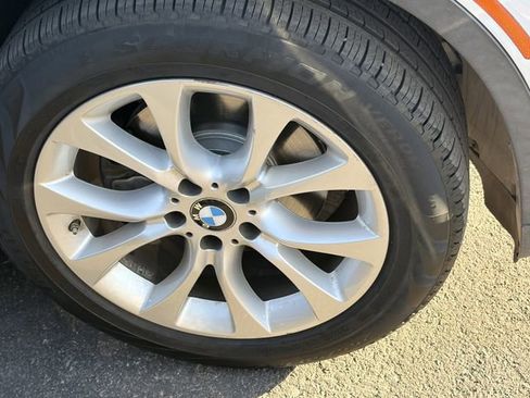 Used 2018 BMW X5 xDrive35i w/ M Sport Package image 4