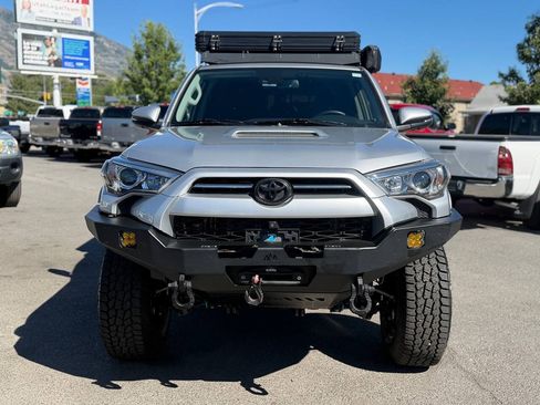 Used 2022 Toyota 4Runner TRD Off-Road Premium AWD/4WD image 99