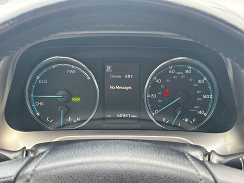Used 2016 Toyota RAV4 XLE AWD/4WD image 18