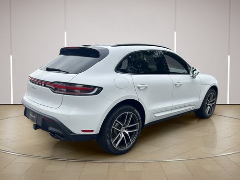 New 2026 Porsche Macan AWD/4WD image 7